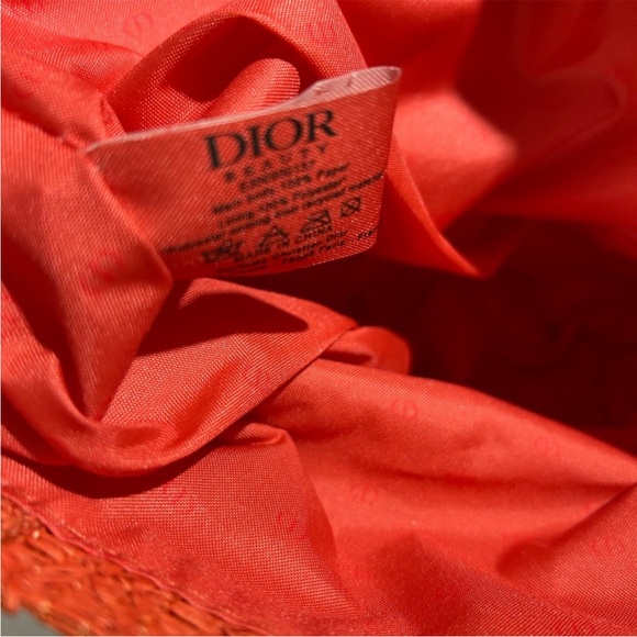 Dior beauty  gift Red Woven small Tote - Picture 8 of 10